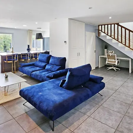 Villa Collonges Dom wakacyjny *